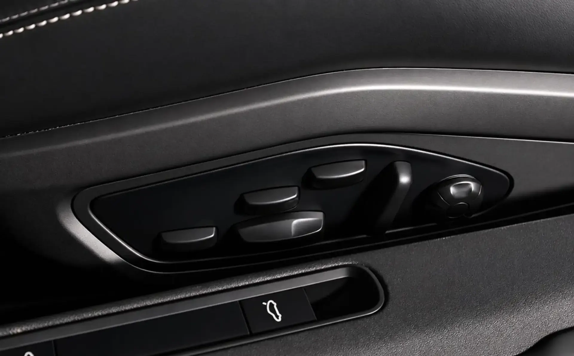 Porsche 992 — photo 14