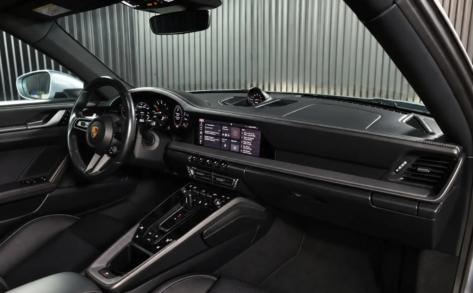 Porsche 992 — photo 13