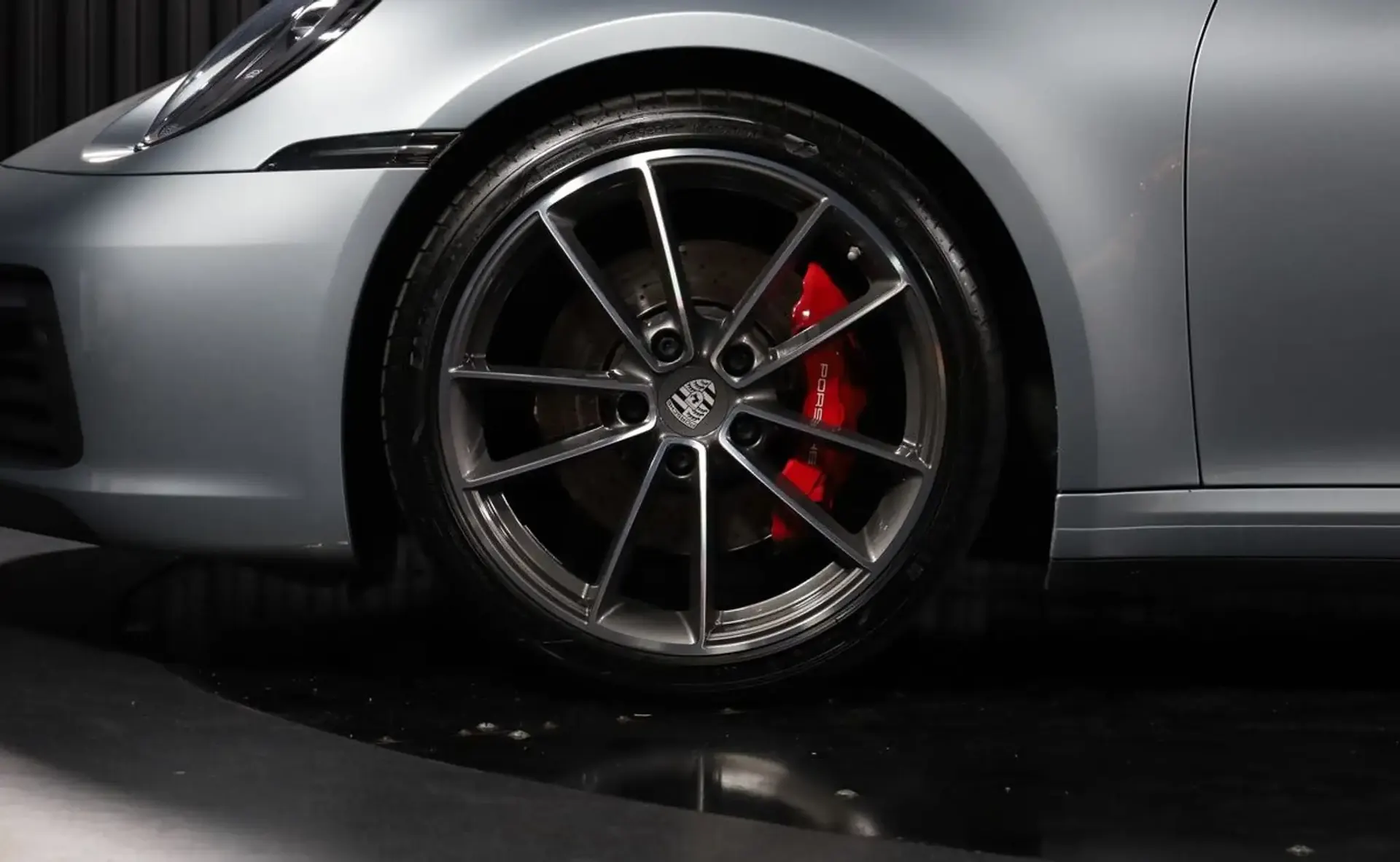 Porsche 992 — photo 7