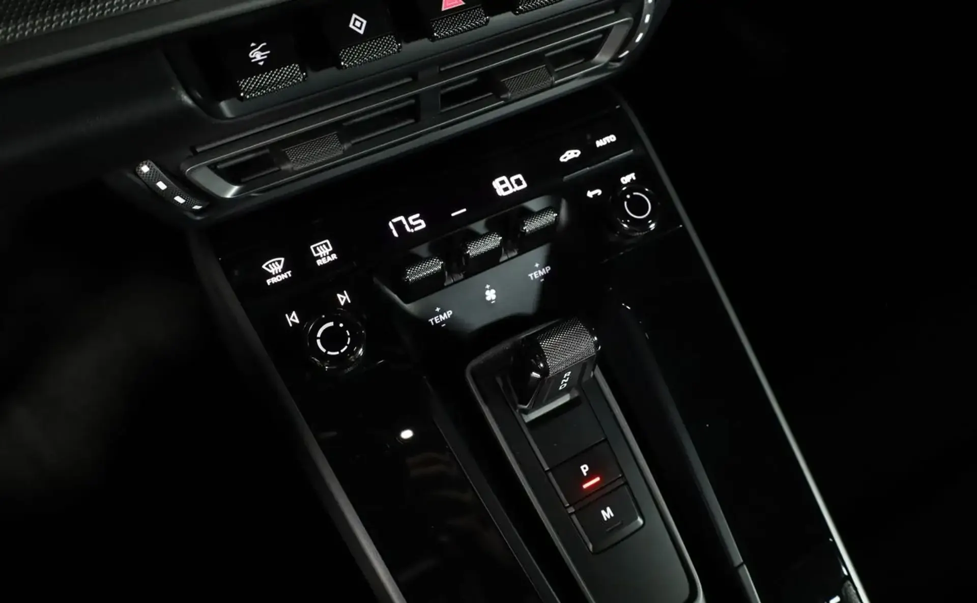 Porsche 992 — photo 10