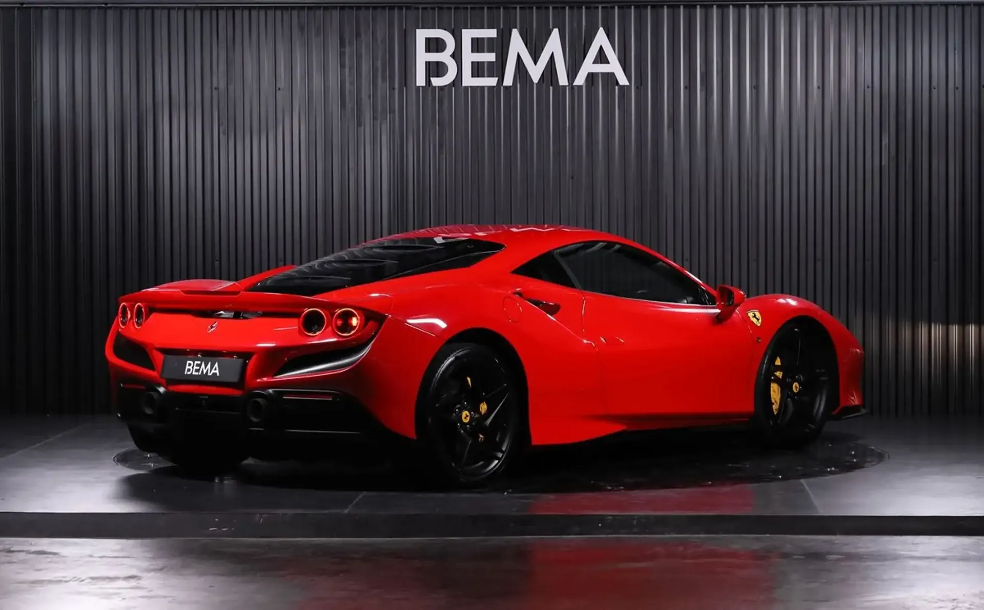 Ferrari F8 — photo 2