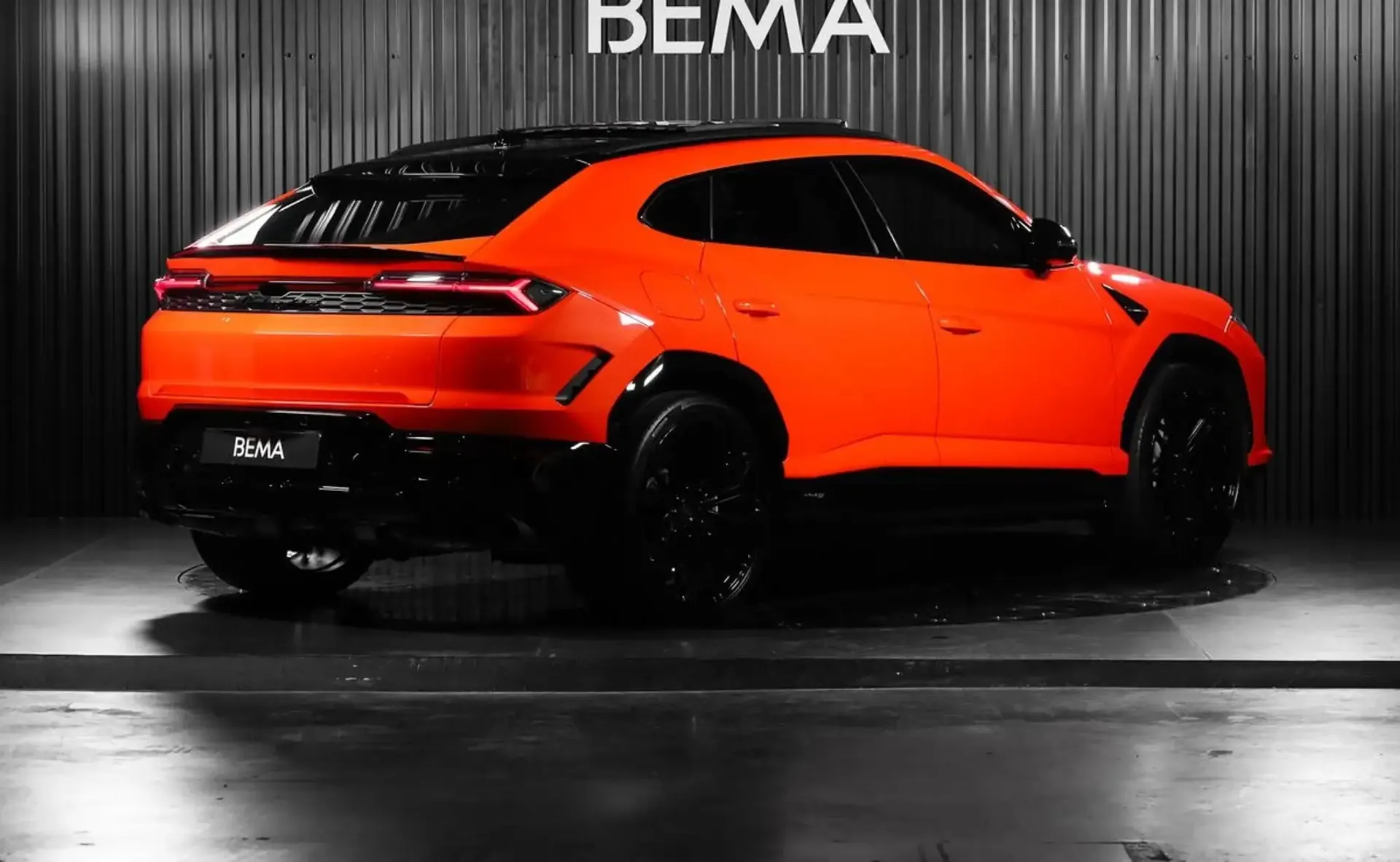 Lamborghini Urus — photo 3