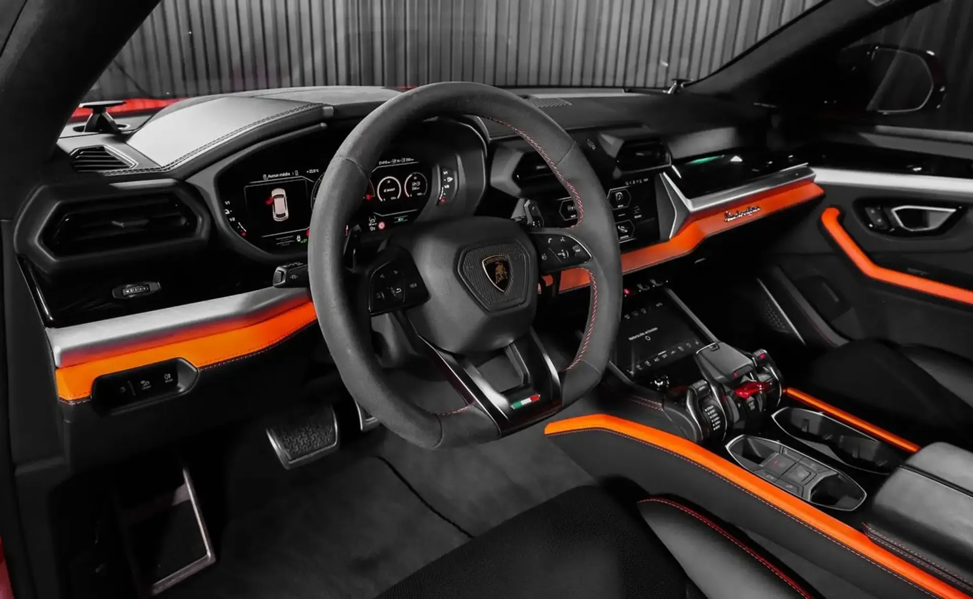 Lamborghini Urus — photo 7
