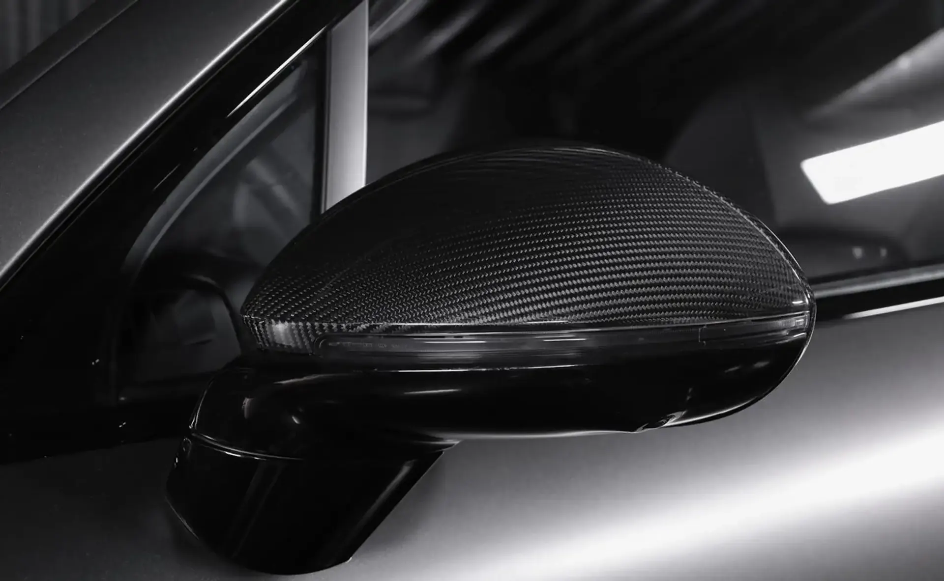 Porsche Cayenne — photo 15