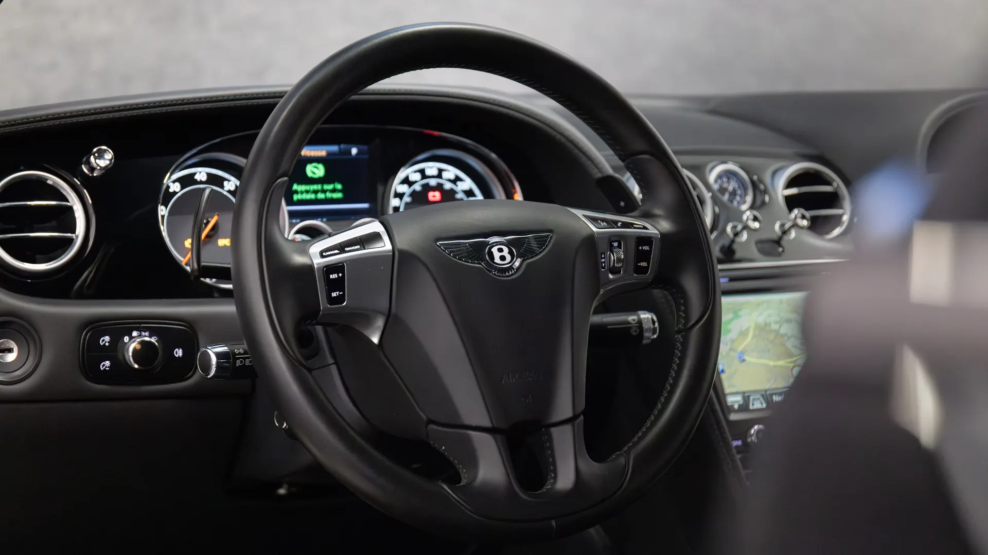 Bentley Continental — photo 20