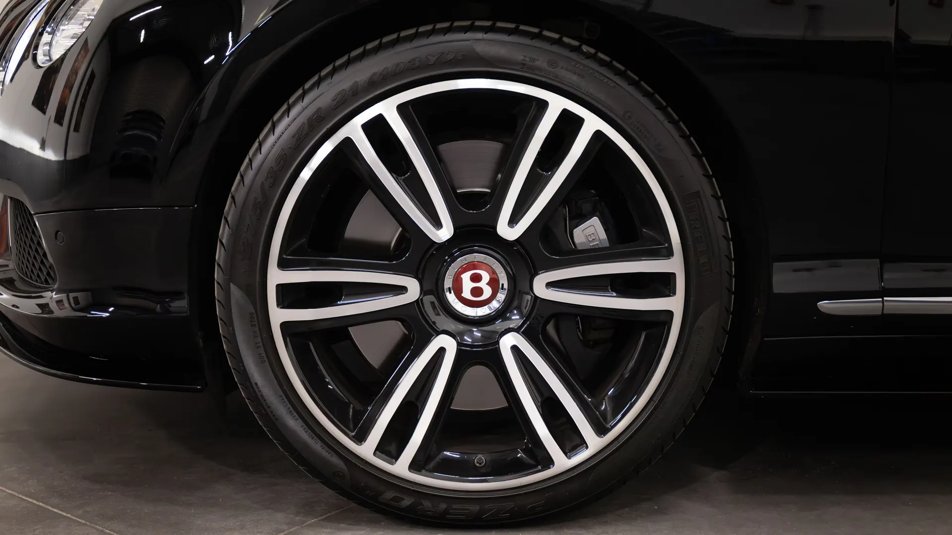 Bentley Continental — photo 5