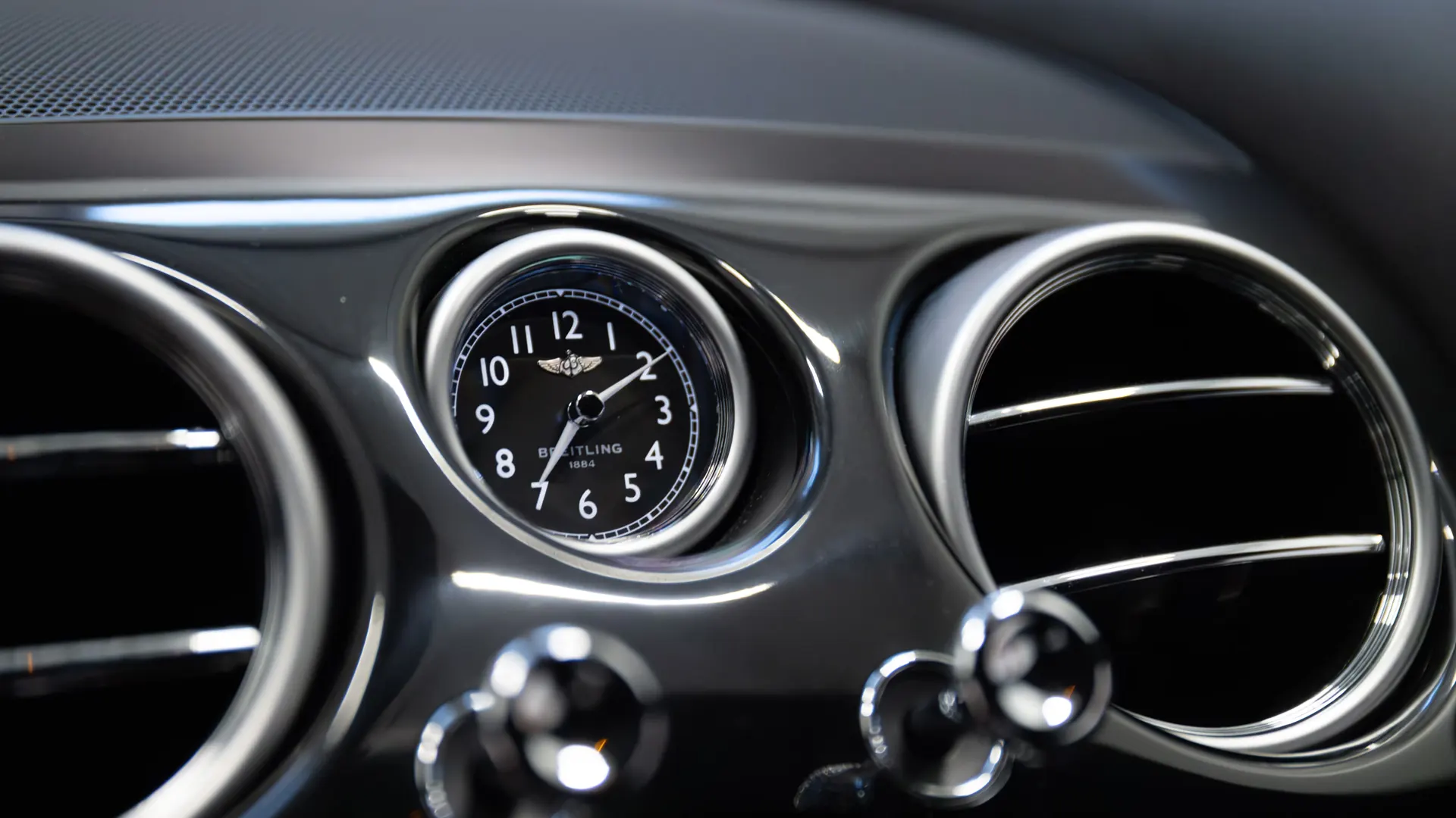 Bentley Continental — photo 25