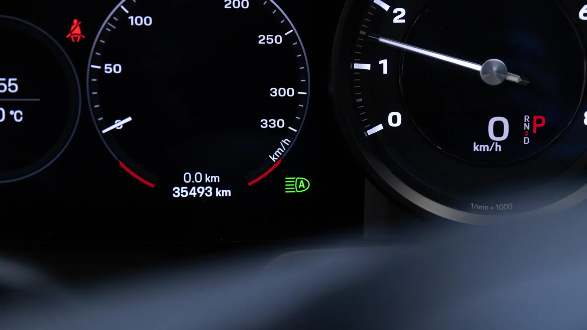 Porsche 911 — photo 18