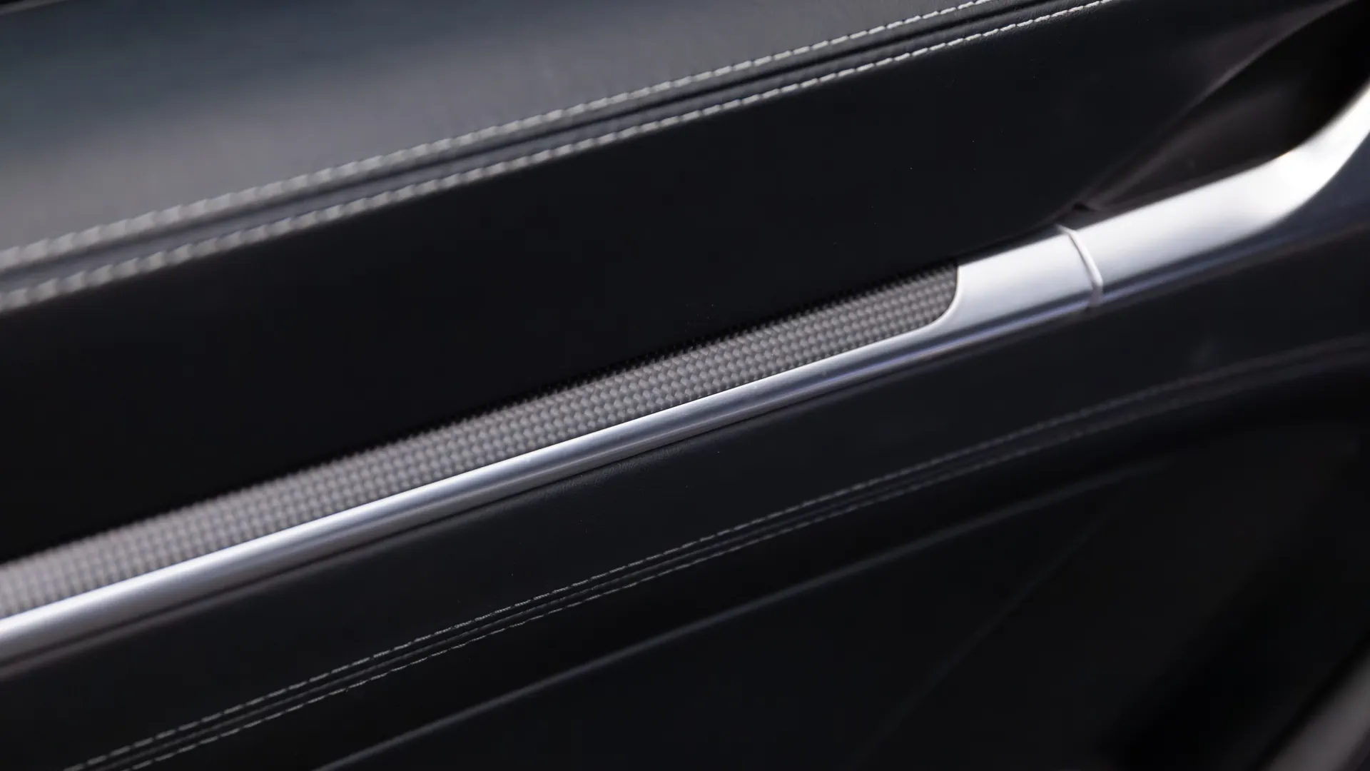 Porsche 911 — photo 31