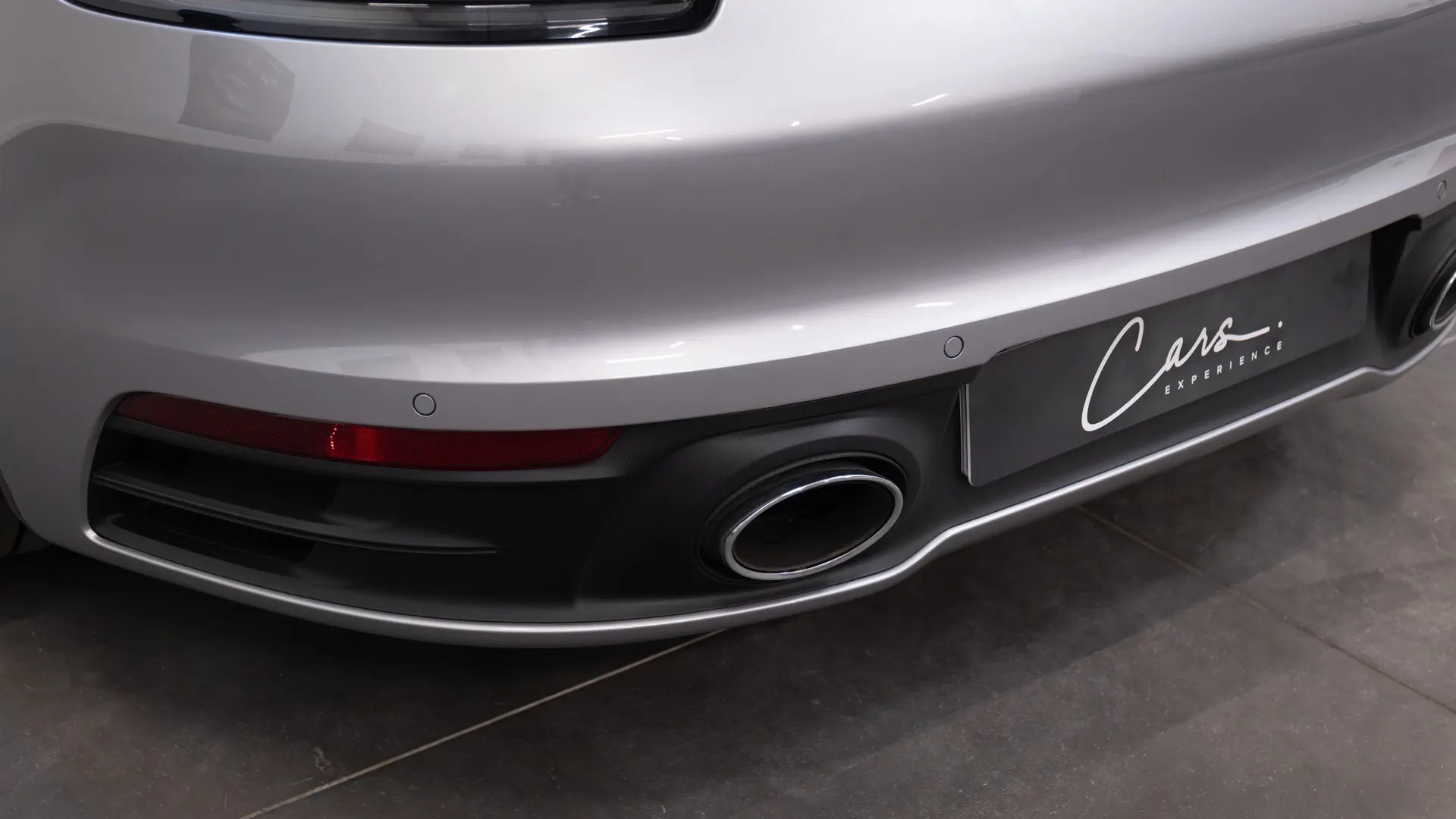 Porsche 911 — photo 6