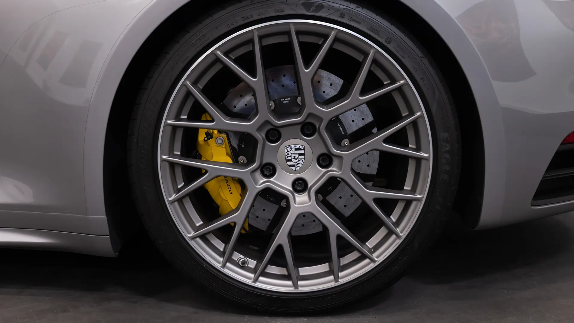 Porsche 911 — photo 5