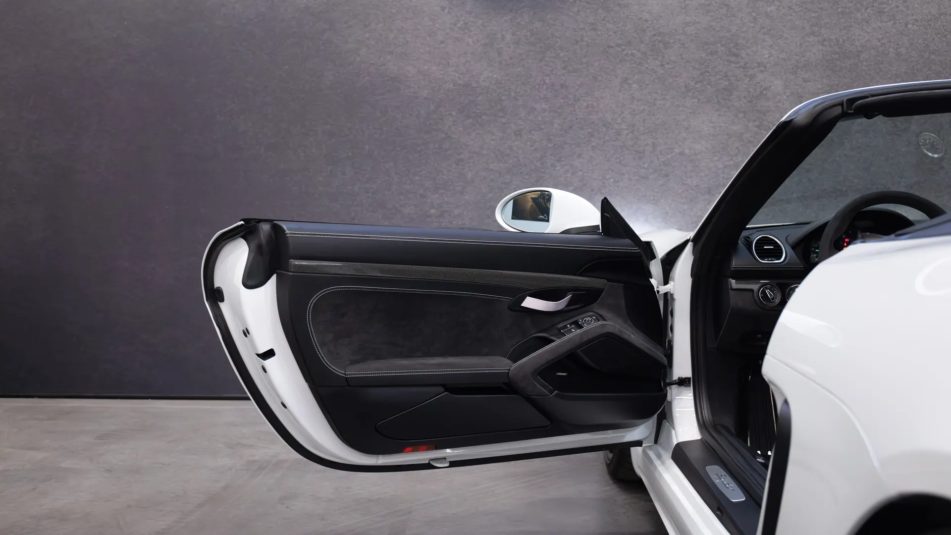 Porsche 718 — photo 10