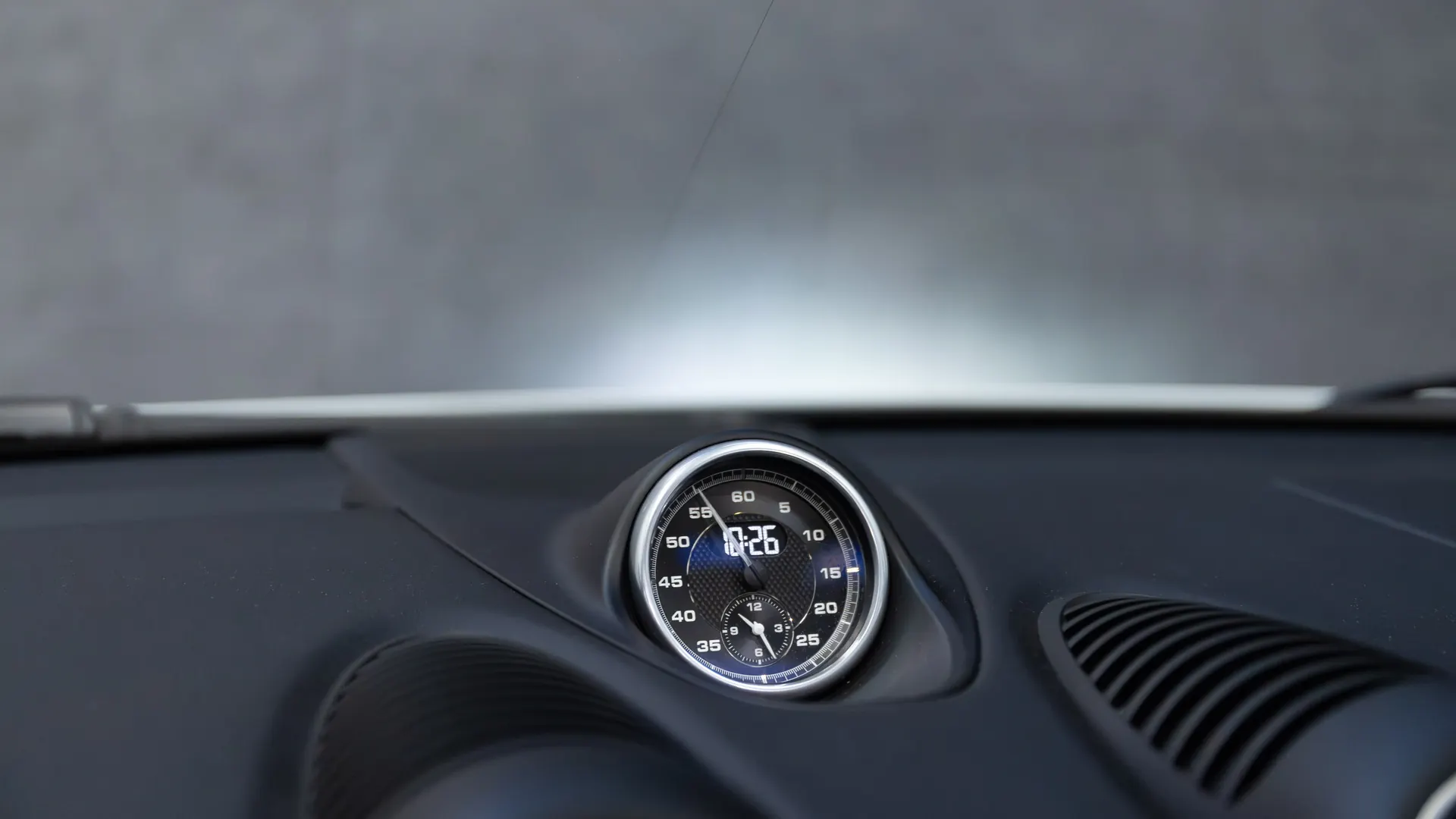 Porsche 718 — photo 34