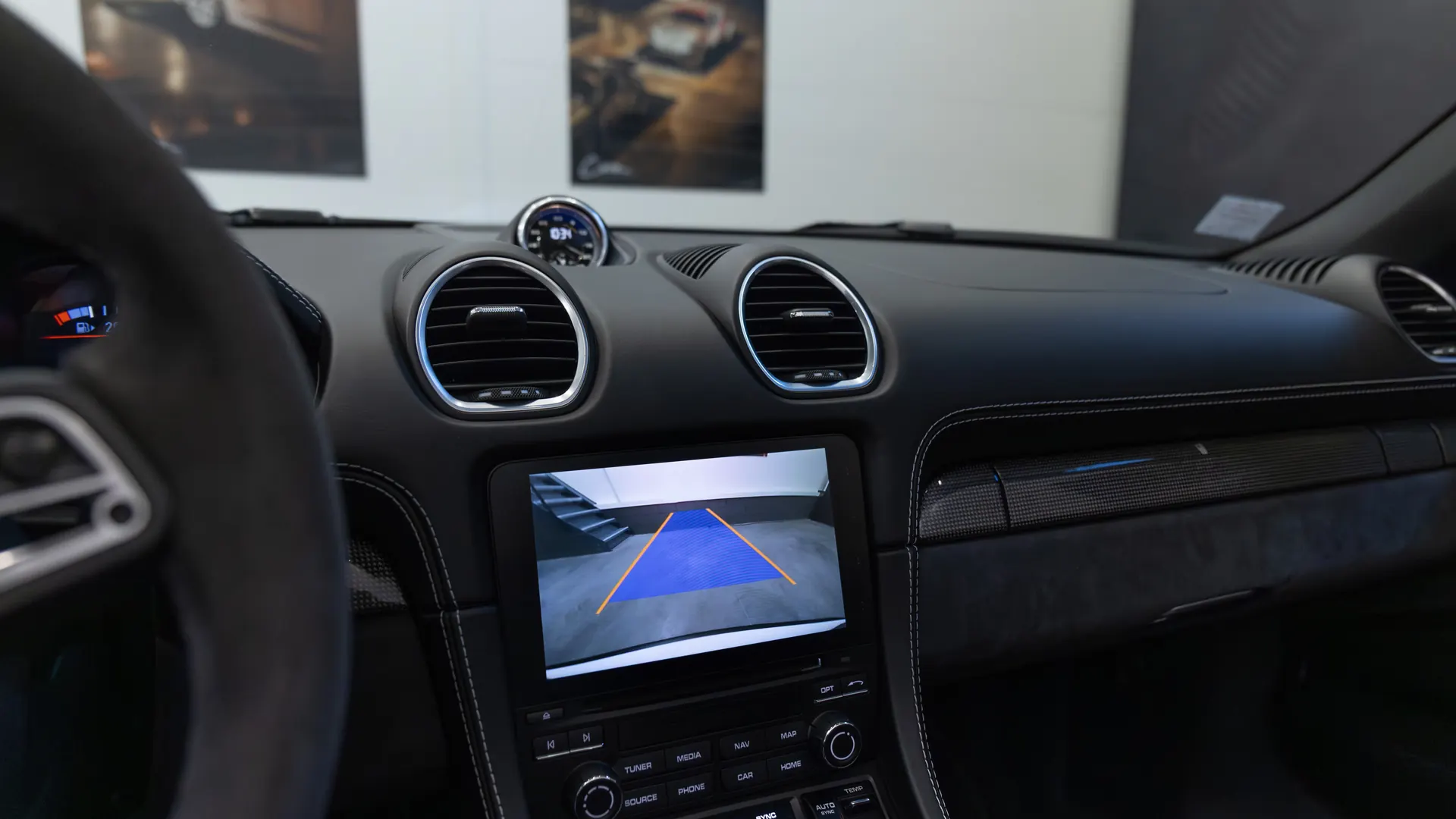 Porsche 718 — photo 26