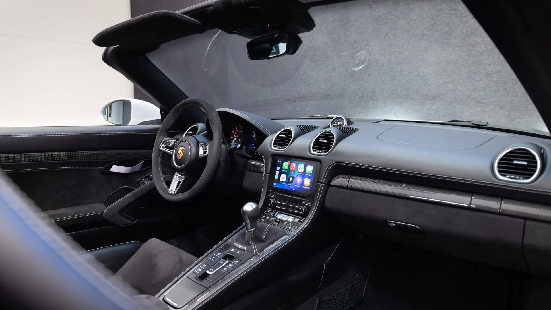 Porsche 718 — photo 19