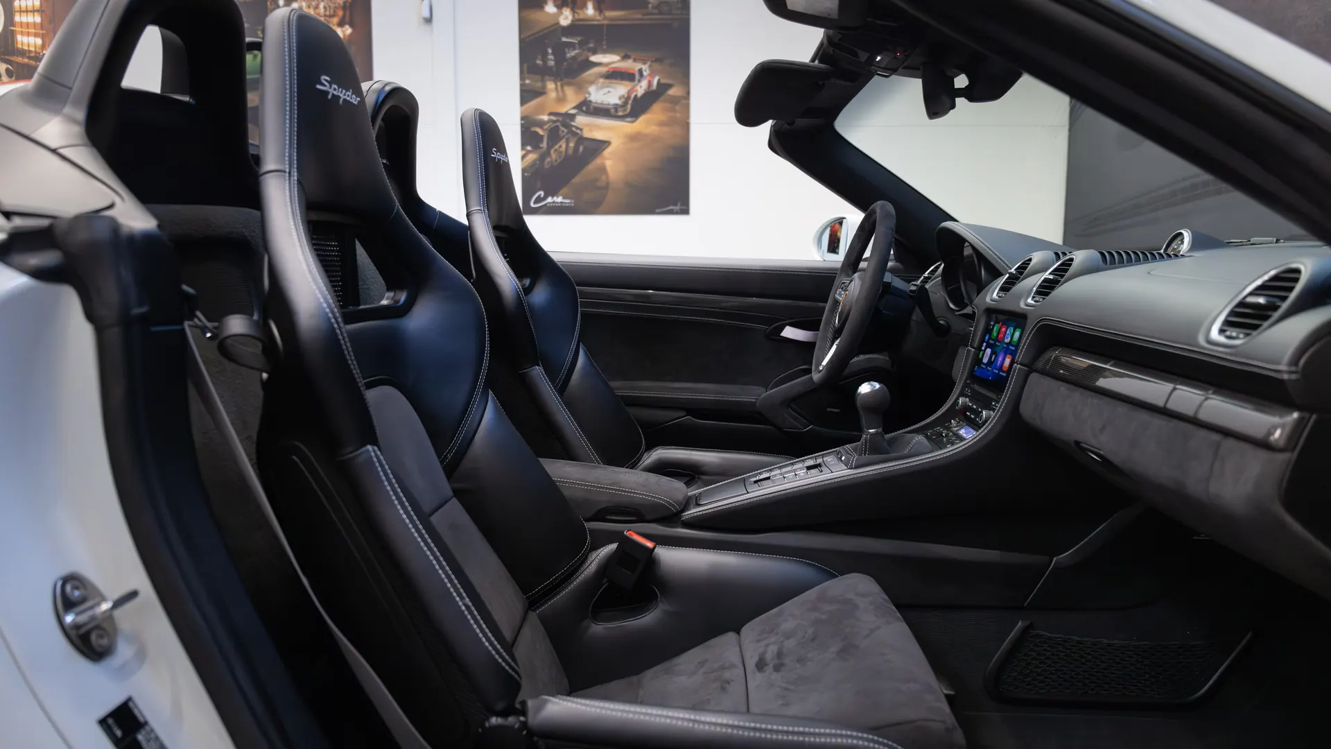 Porsche 718 — photo 20
