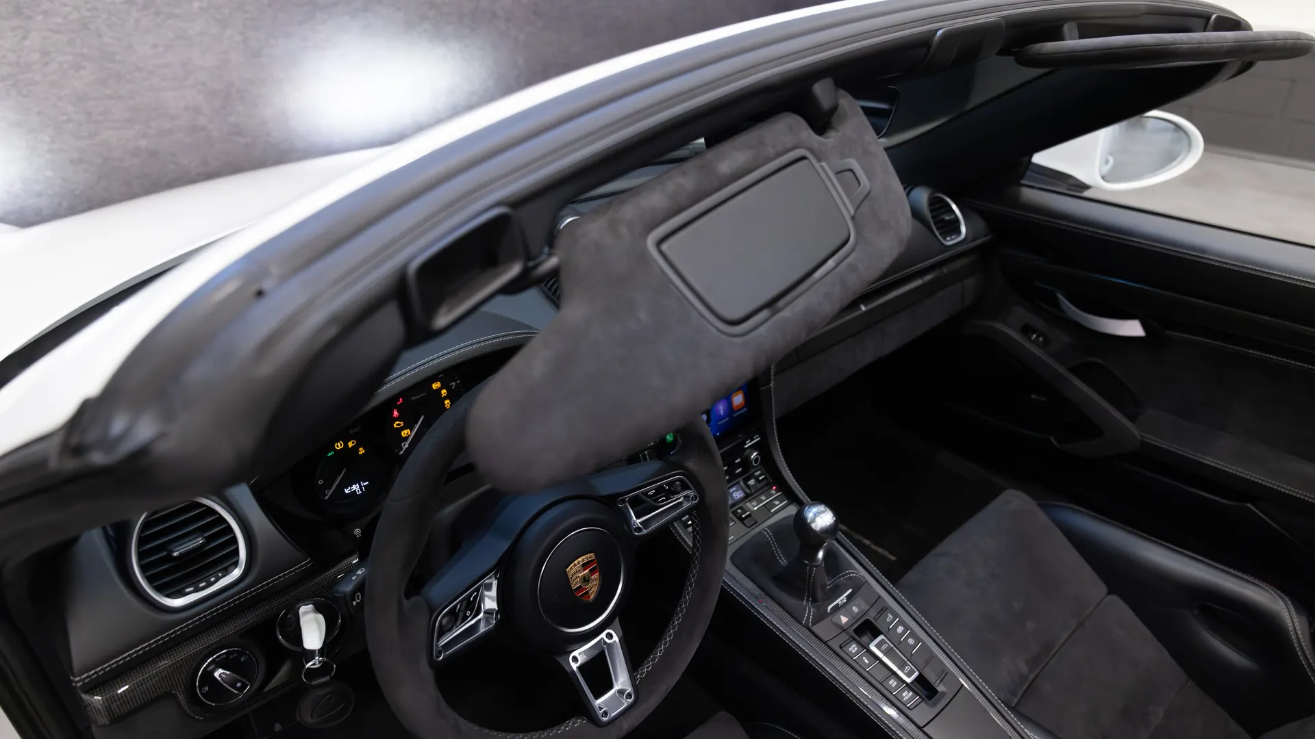 Porsche 718 — photo 32