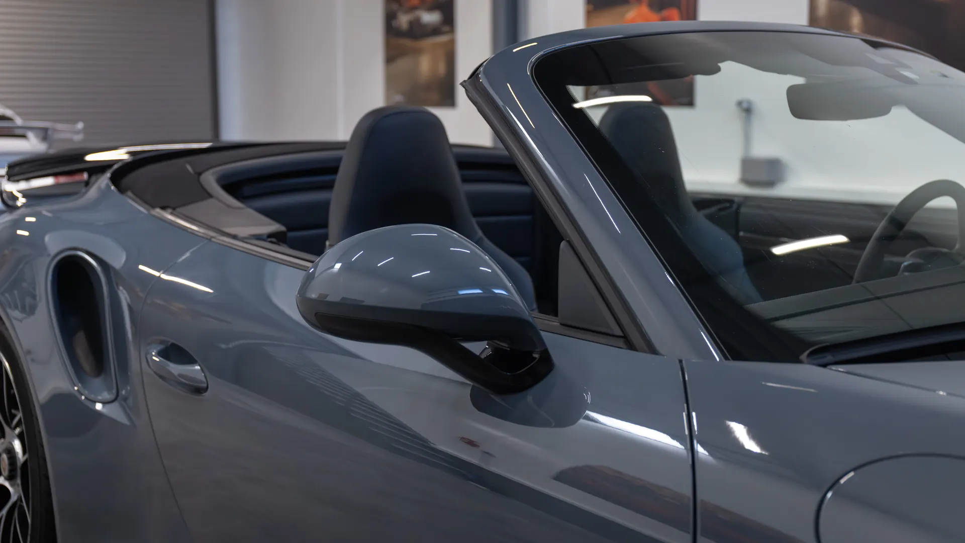 Porsche 911 — photo 12