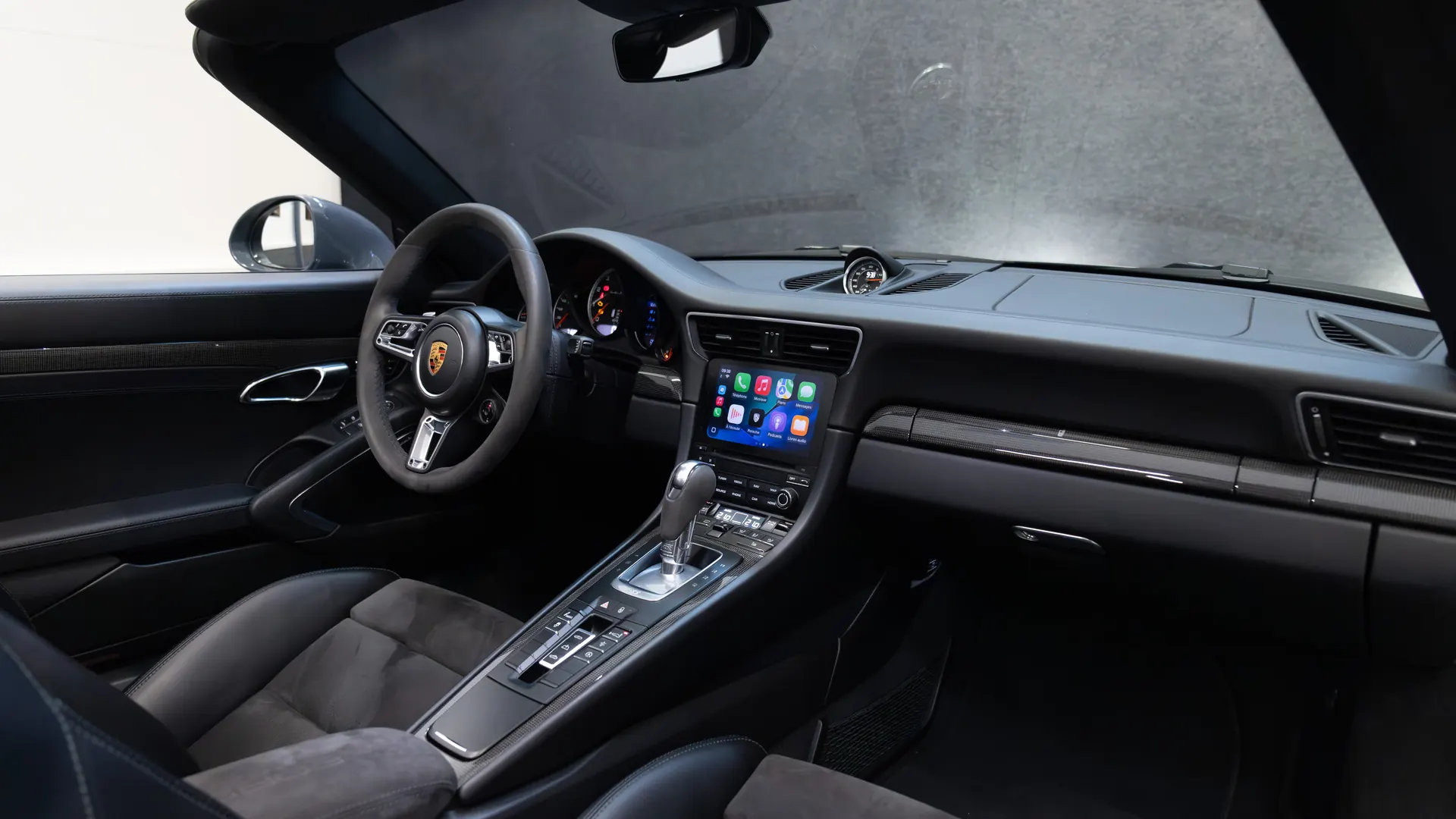 Porsche 911 — photo 41
