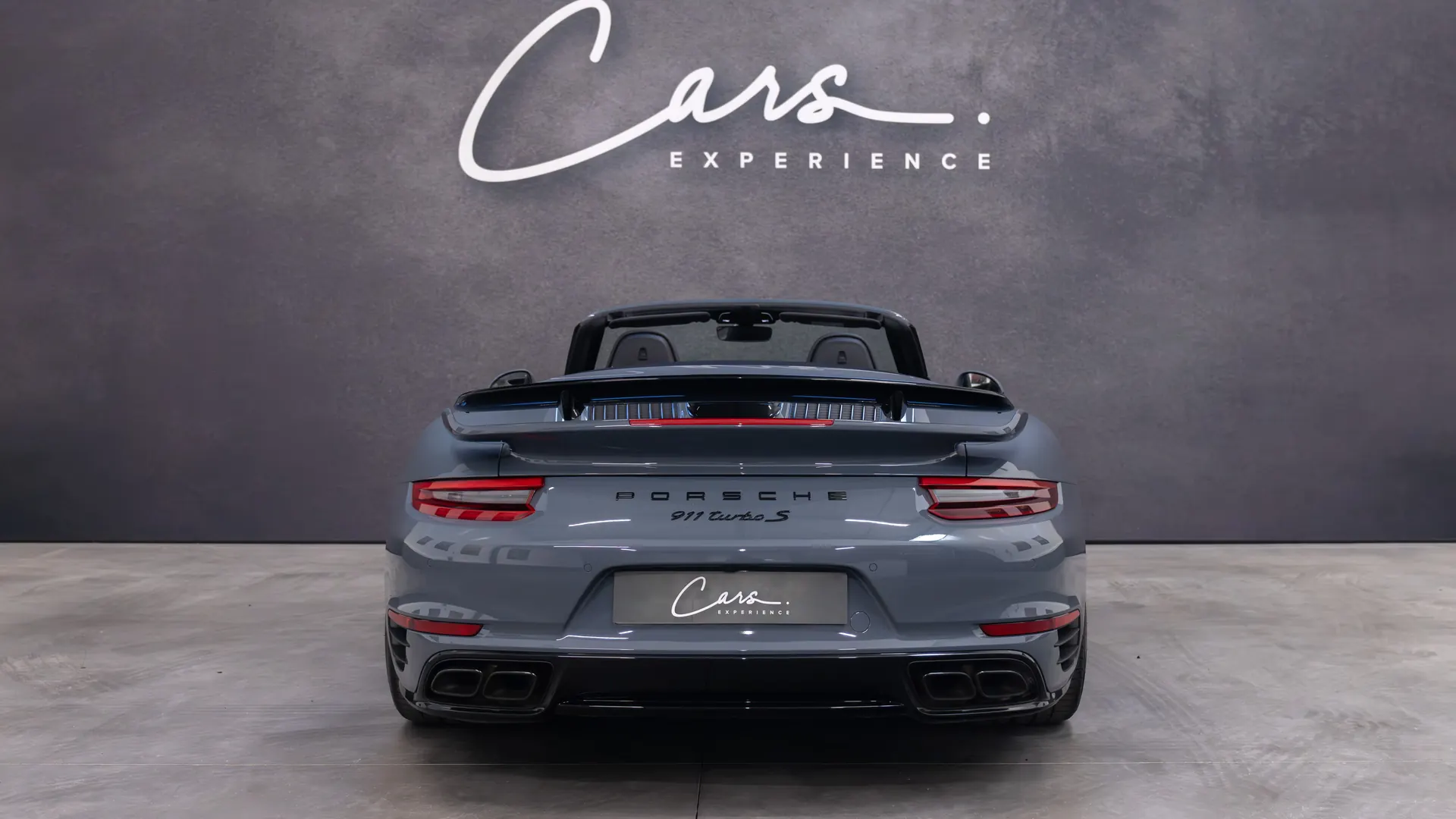 Porsche 911 — photo 6