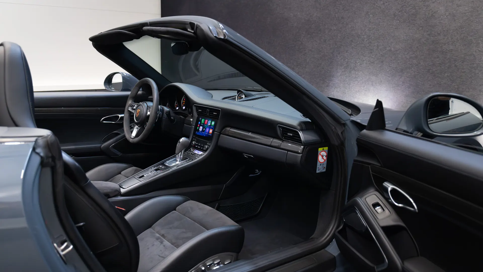 Porsche 911 — photo 38