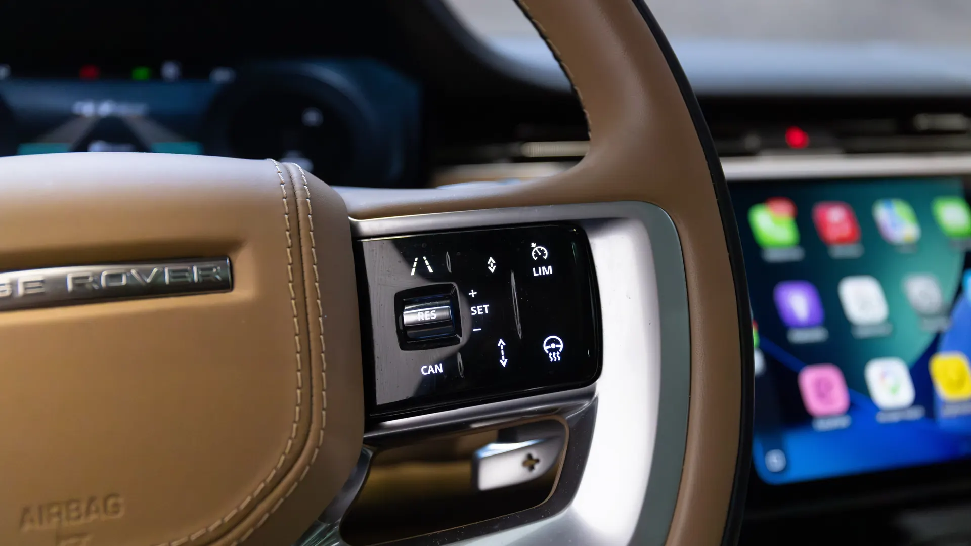 Land Rover Range Rover — photo 17