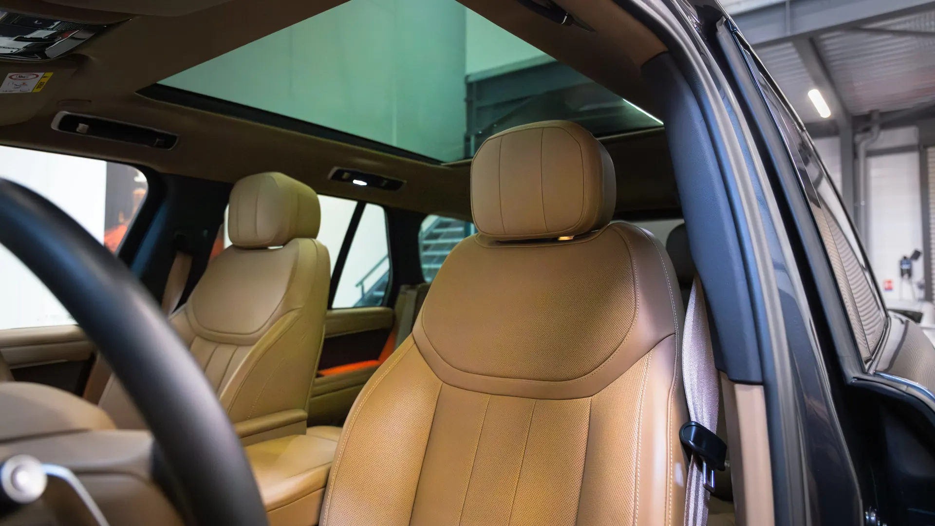Land Rover Range Rover — photo 15