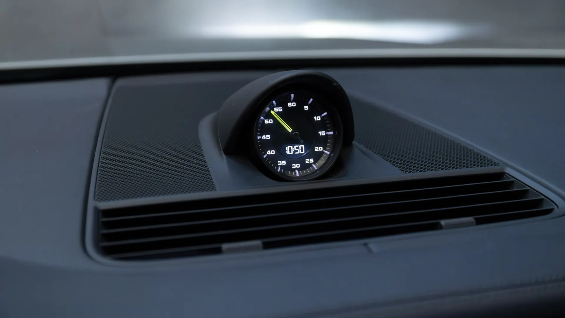 Porsche Panamera — photo 28