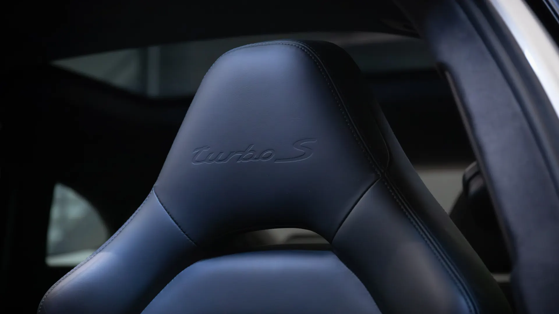 Porsche Panamera — photo 23