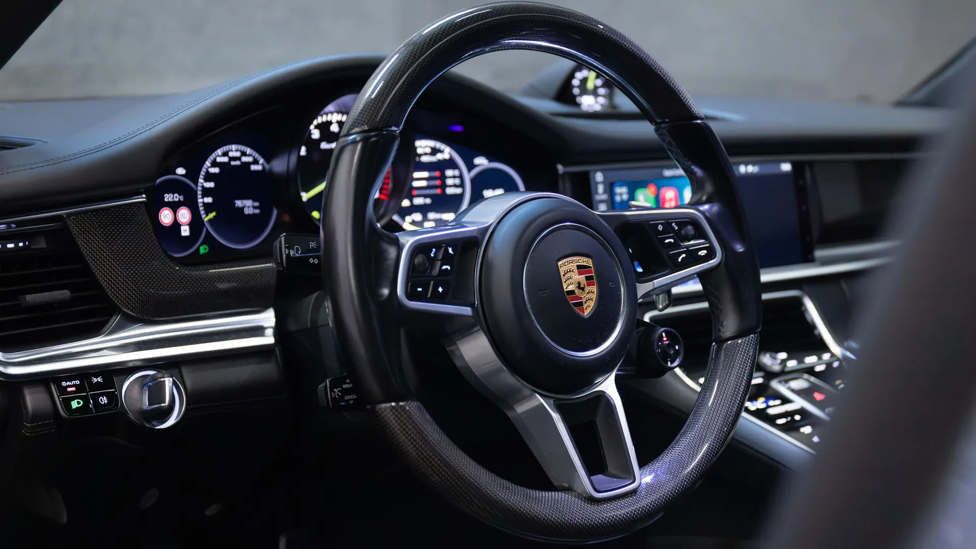 Porsche Panamera — photo 18