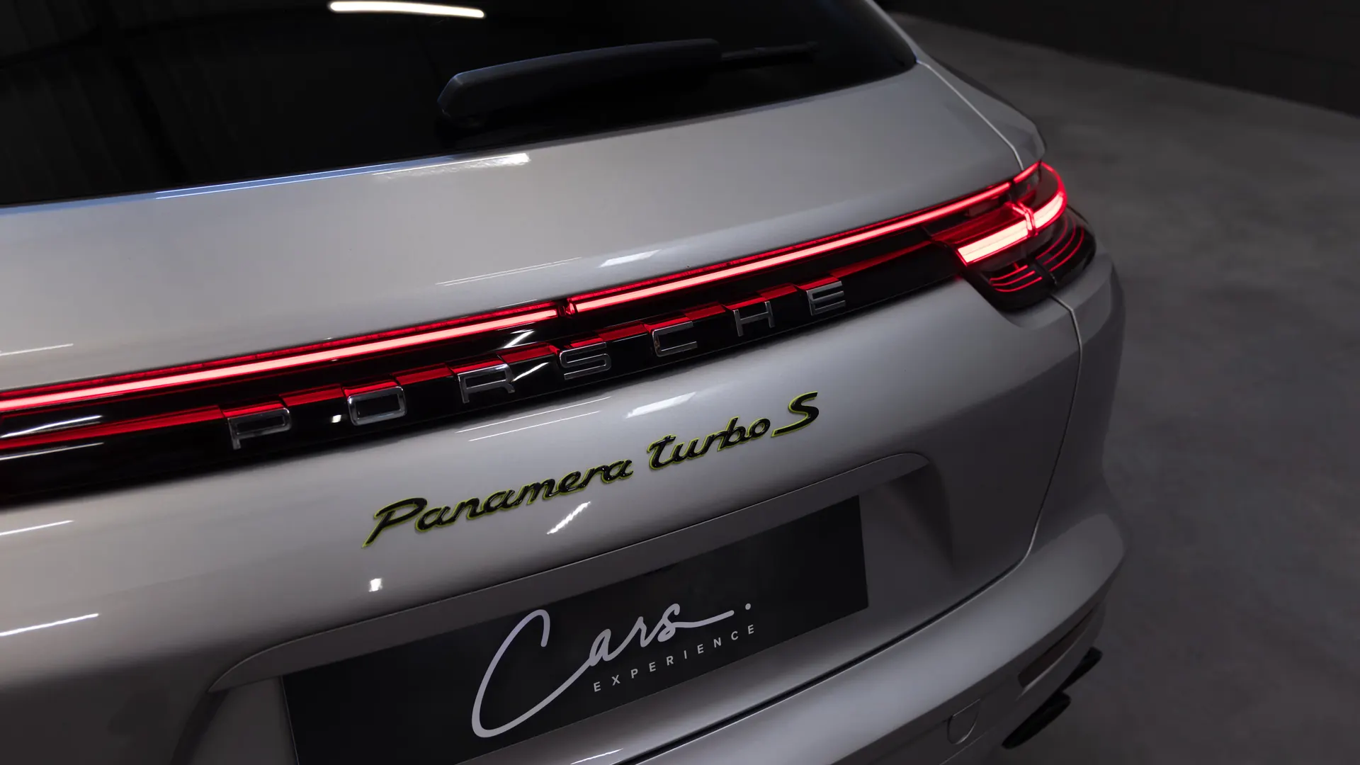 Porsche Panamera — photo 5