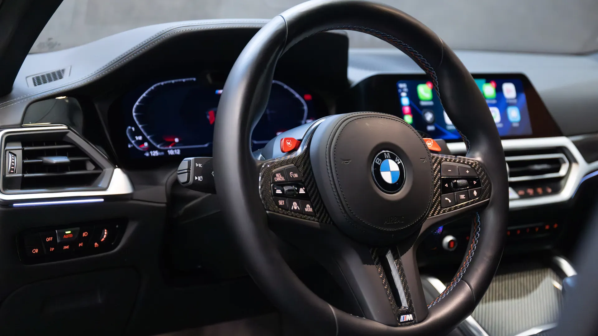 BMW M3 — photo 17
