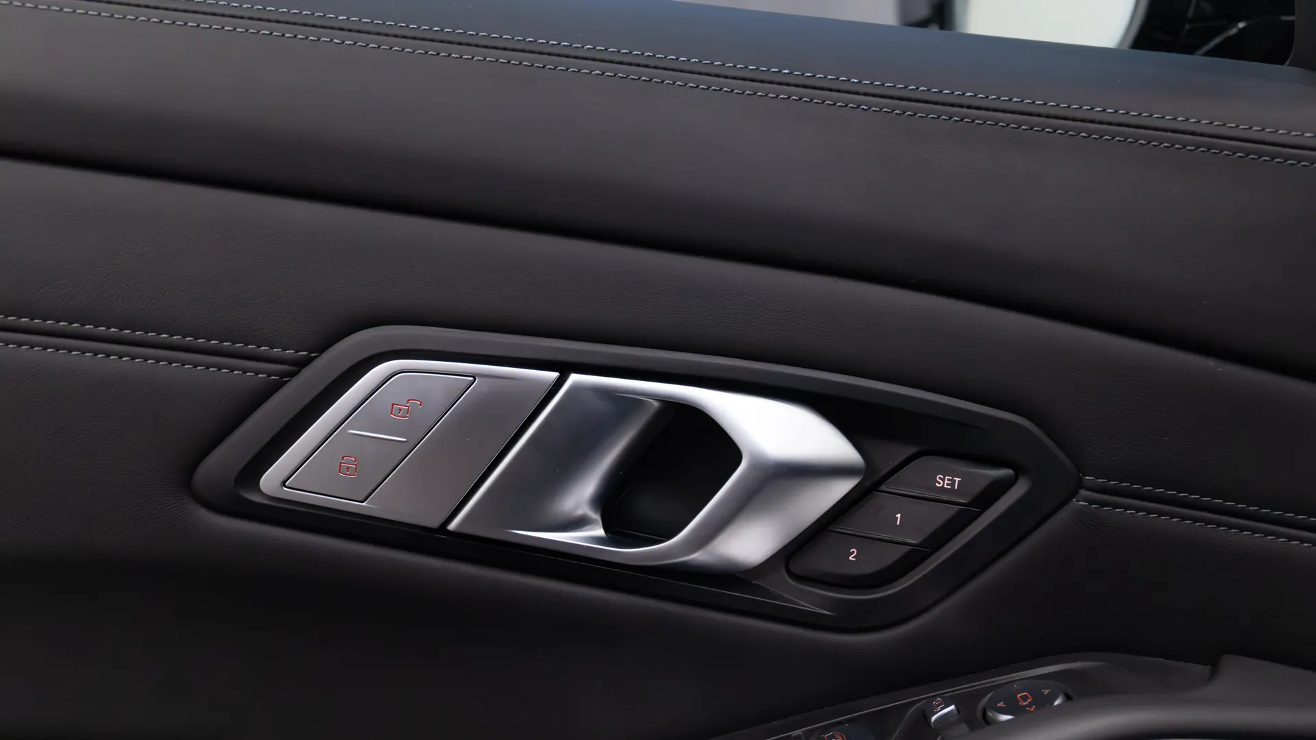 BMW M3 — photo 12