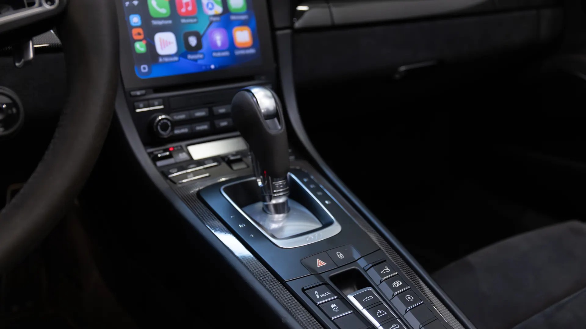 Porsche 911 — photo 25