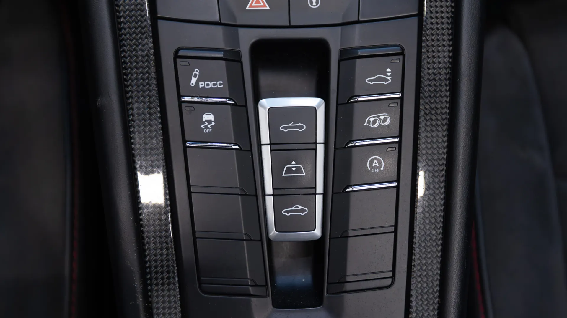 Porsche 911 — photo 27