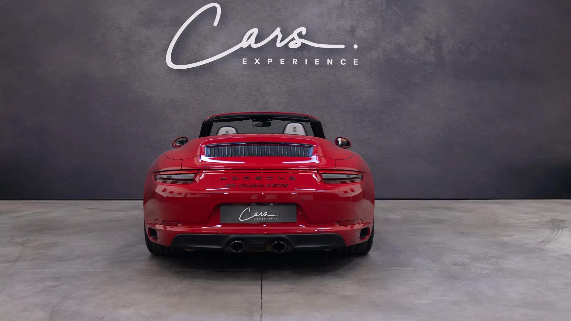 Porsche 911 — photo 7