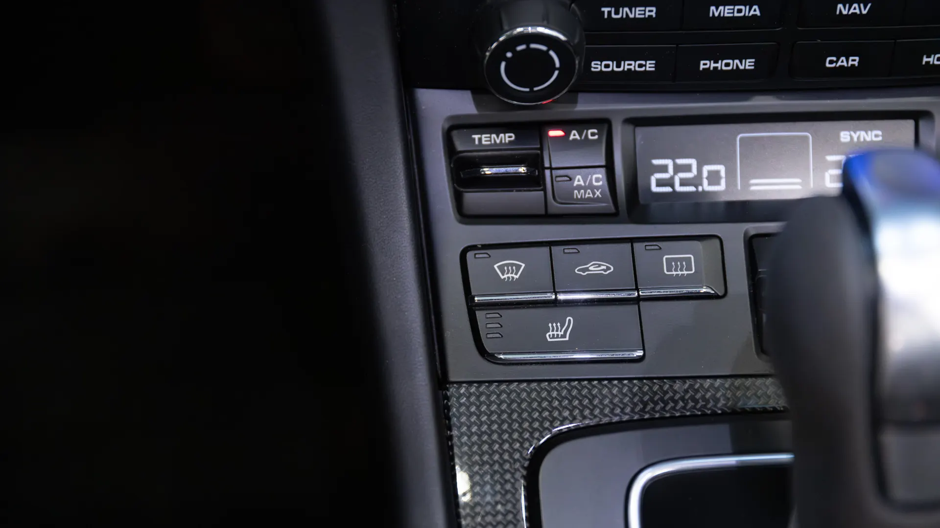 Porsche 911 — photo 28