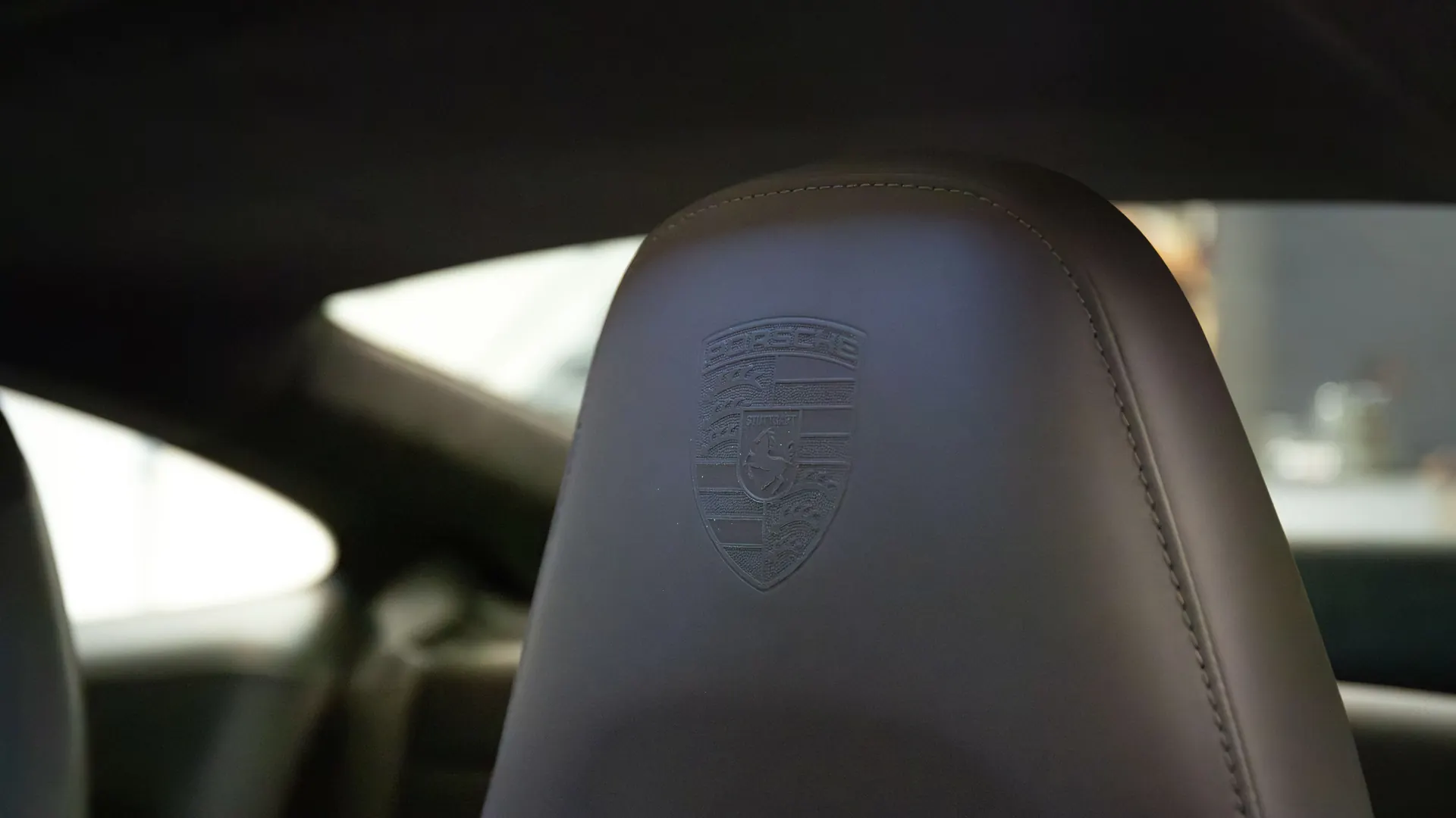 Porsche 911 — photo 15