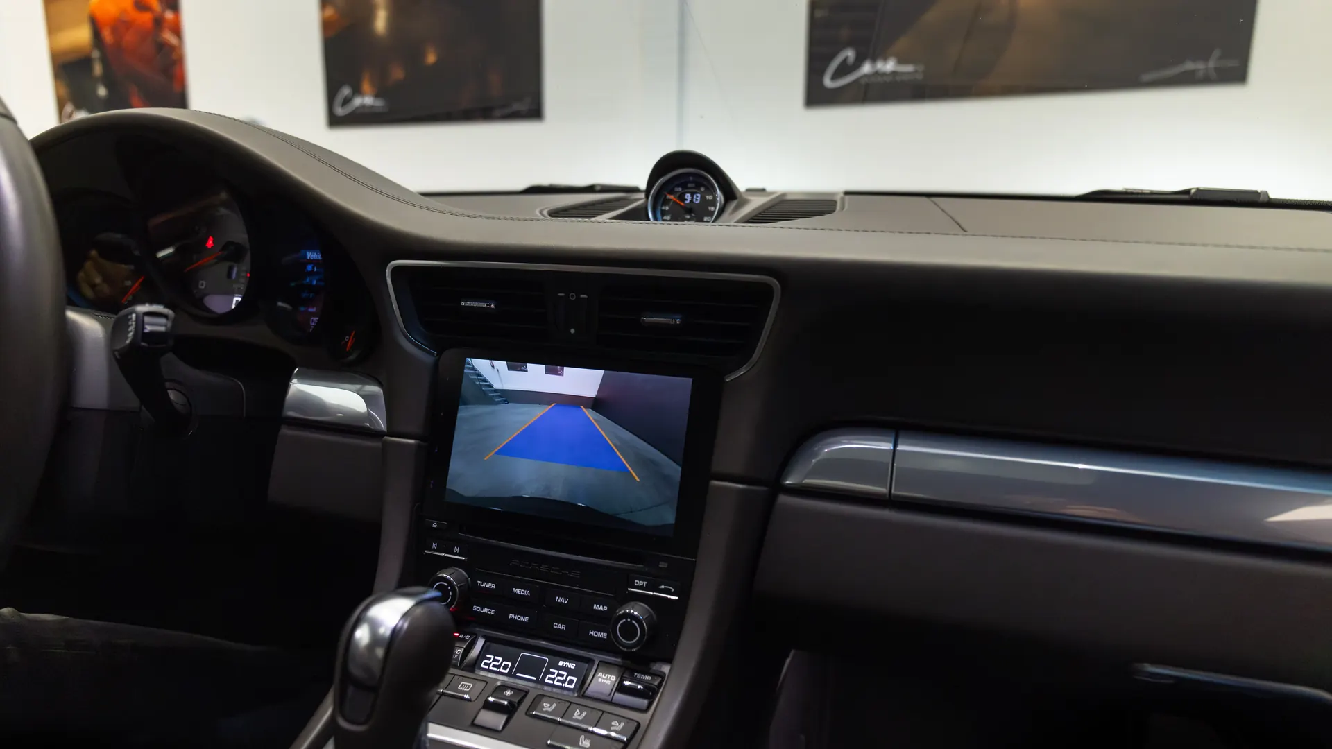 Porsche 911 — photo 19