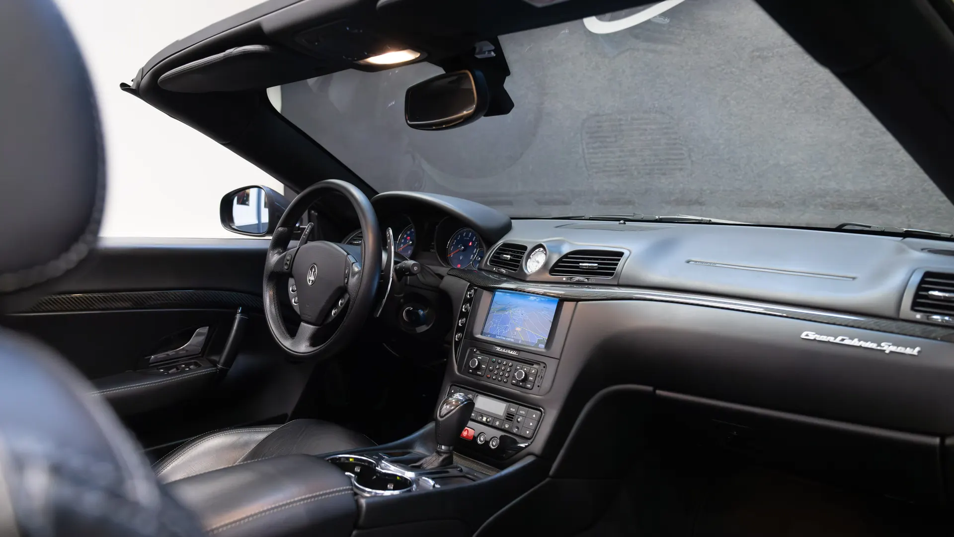 Maserati GranCabrio — photo 35
