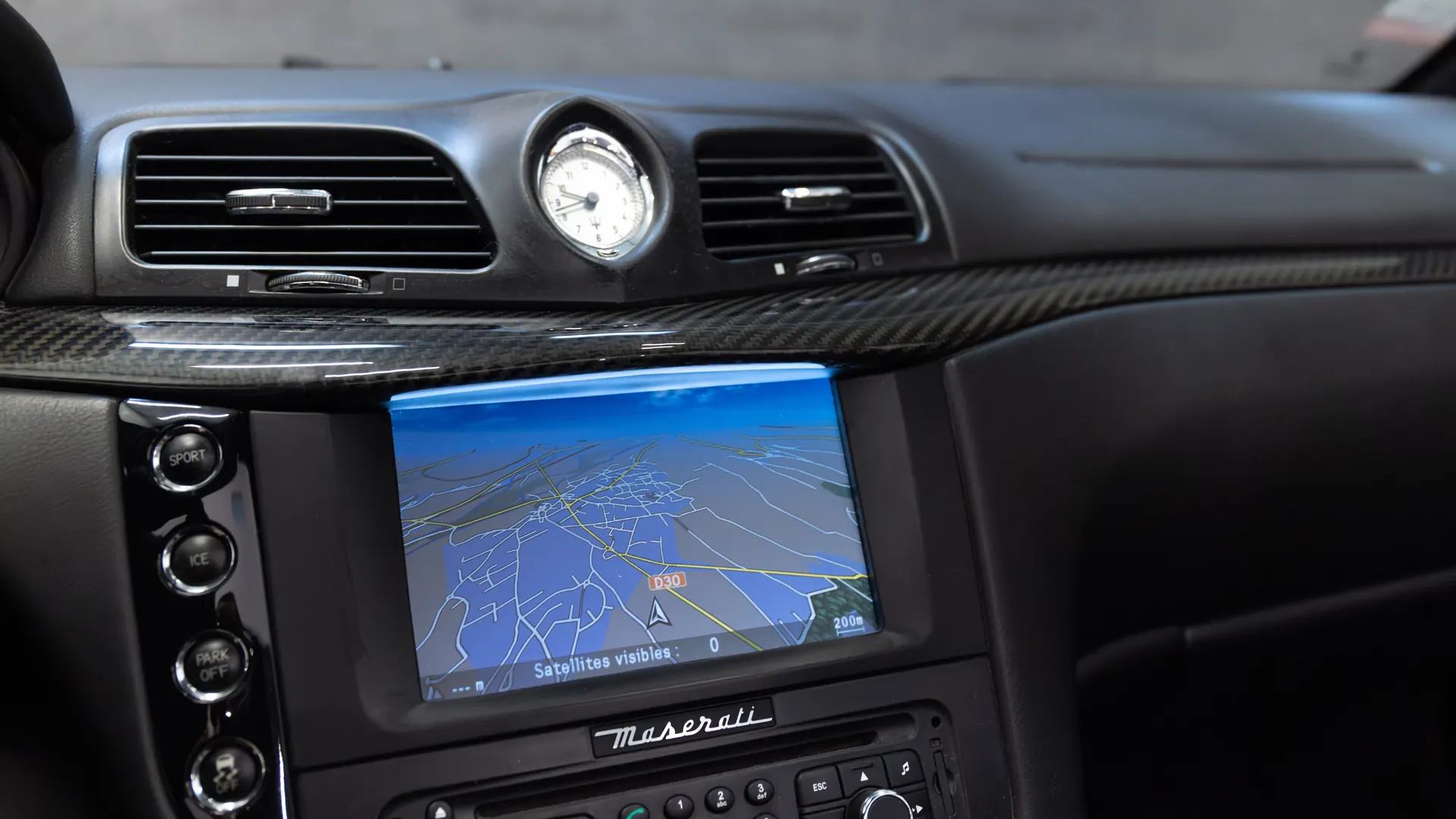 Maserati GranCabrio — photo 27