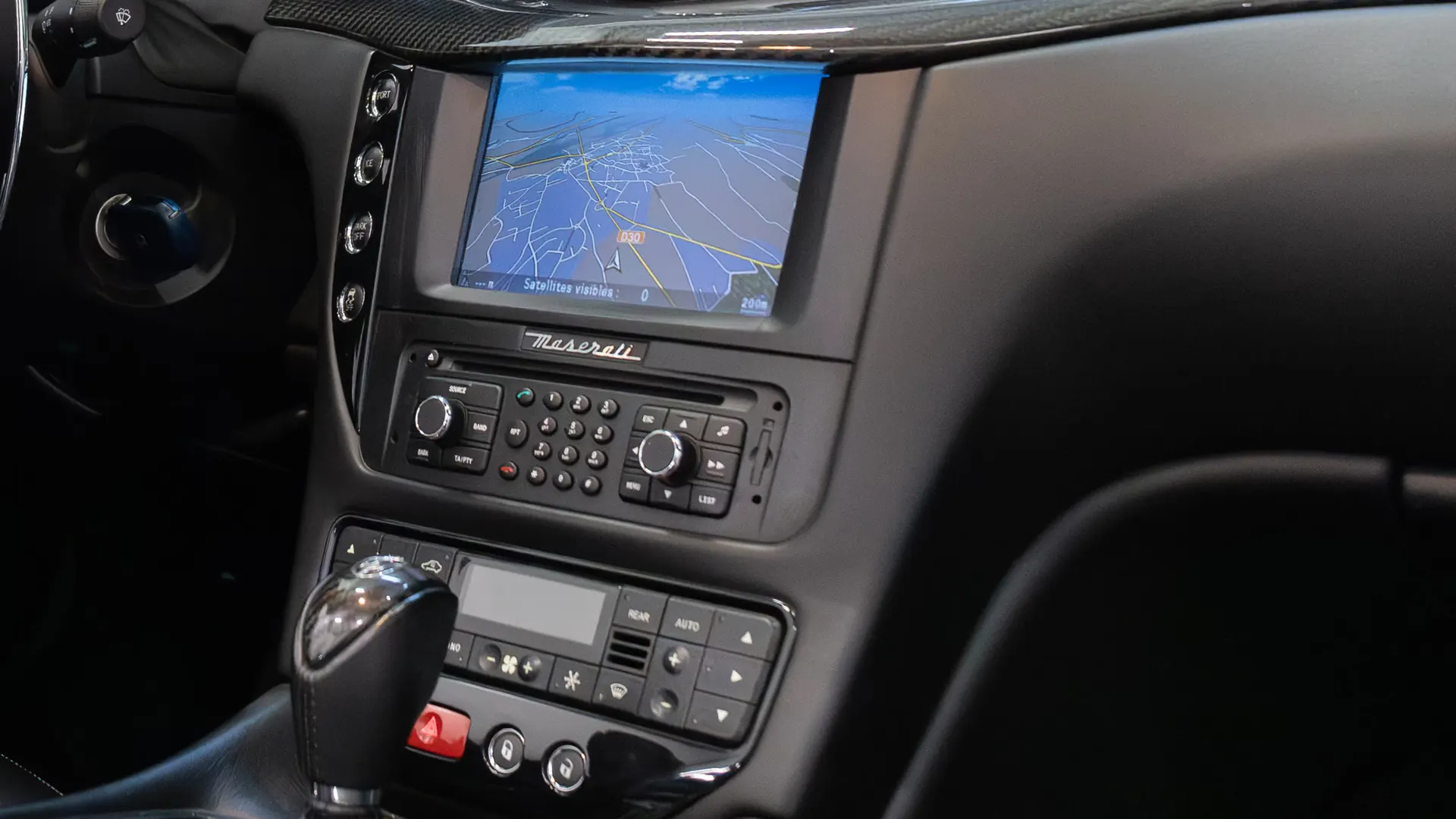 Maserati GranCabrio — photo 36
