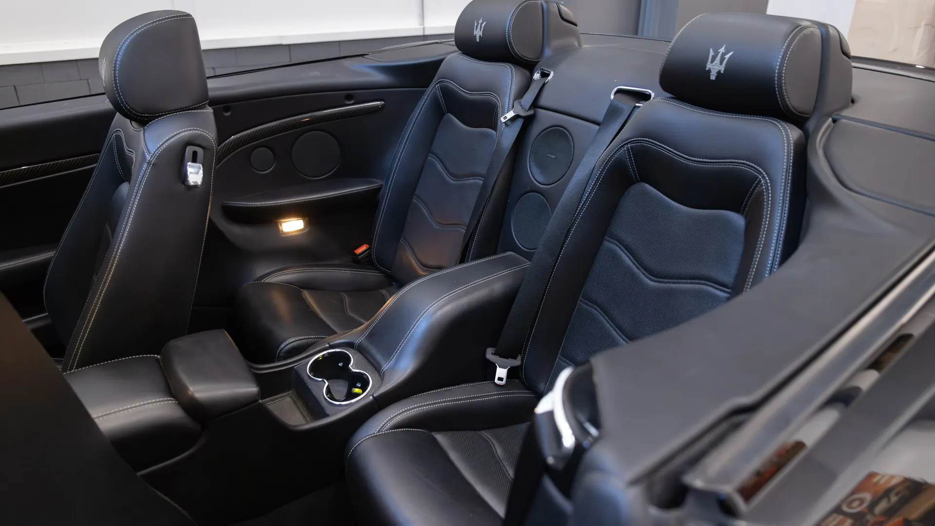 Maserati GranCabrio — photo 18