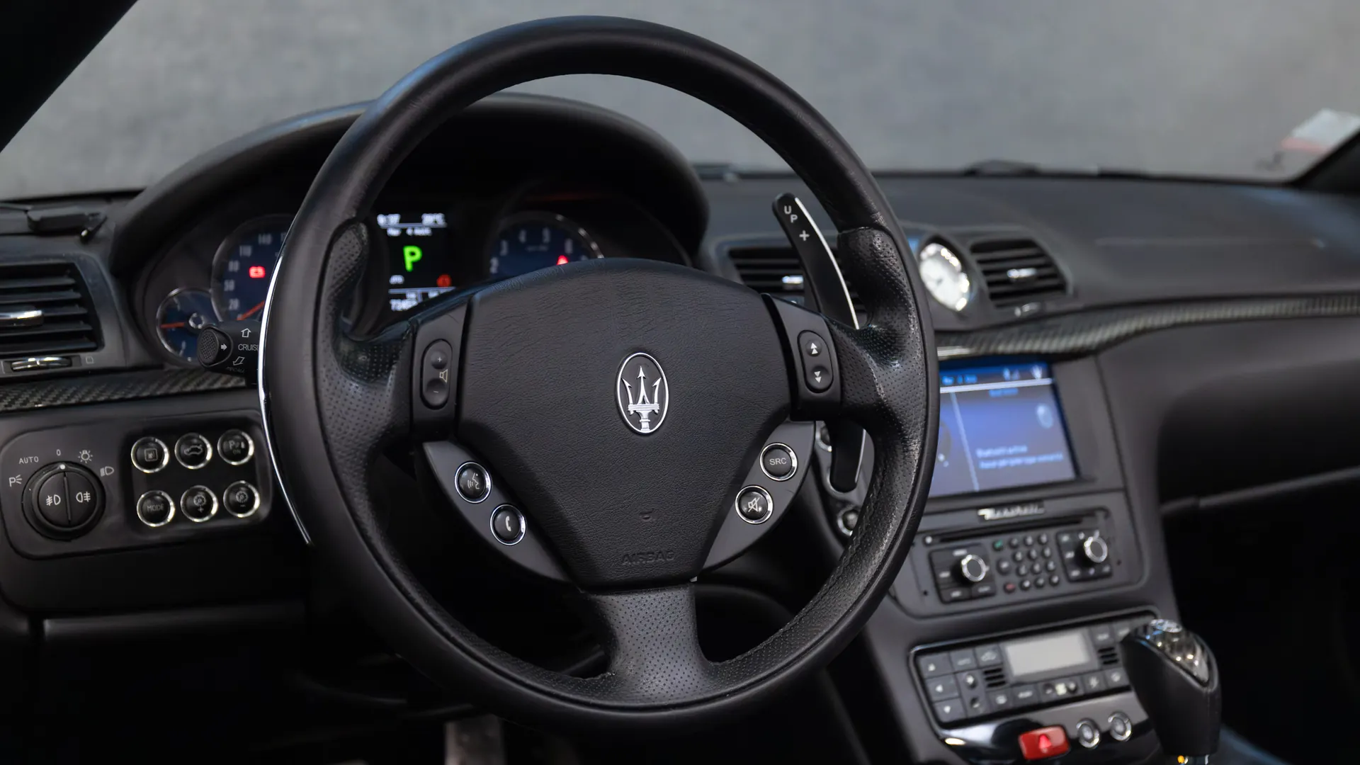 Maserati GranCabrio — photo 21