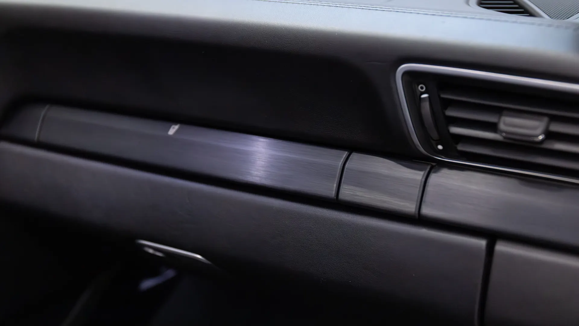 Porsche 911 — photo 47