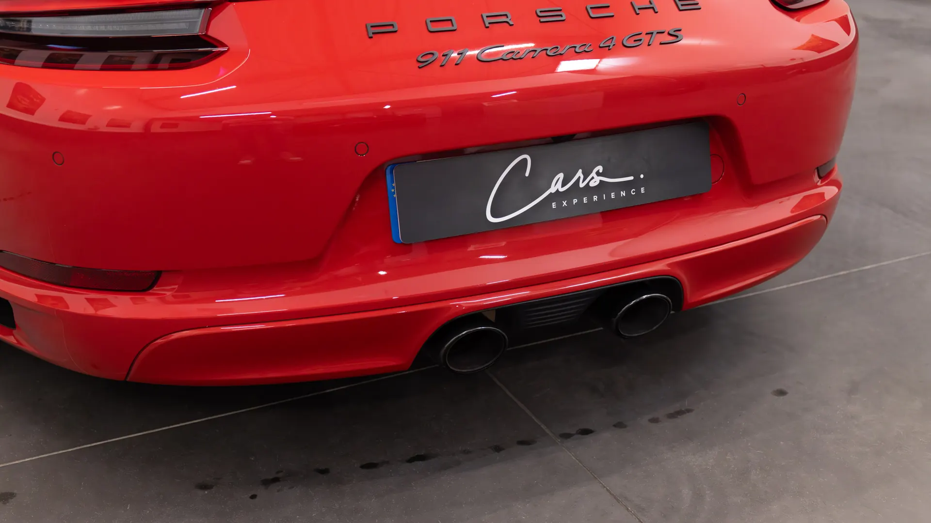 Porsche 911 — photo 12
