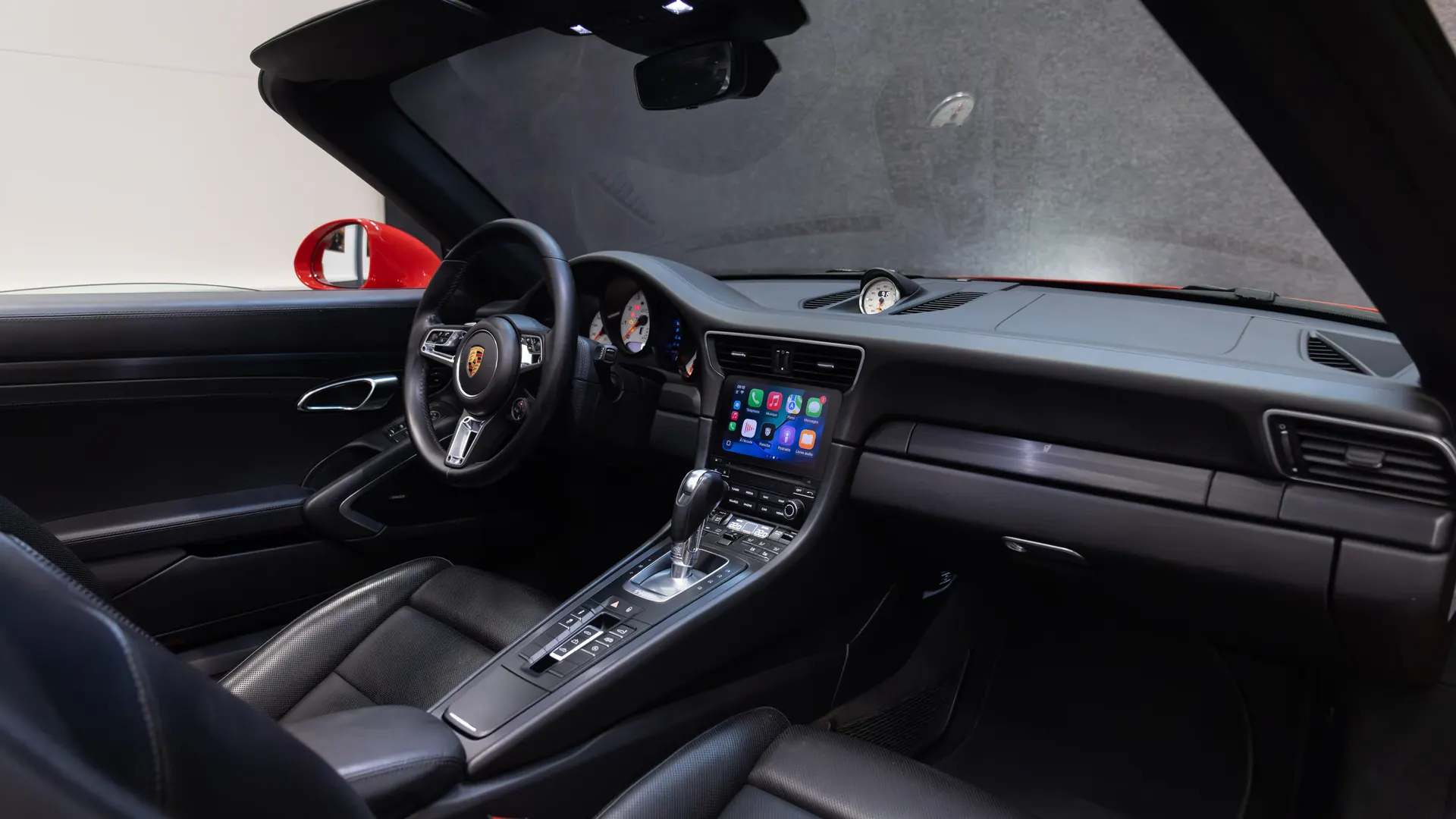 Porsche 911 — photo 43