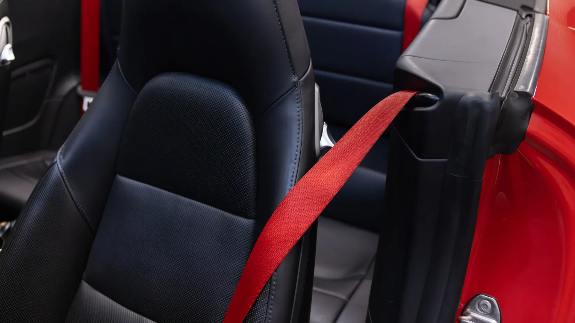 Porsche 911 — photo 44