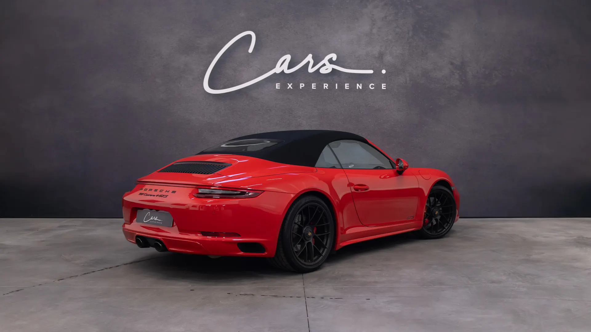 Porsche 911 — photo 6