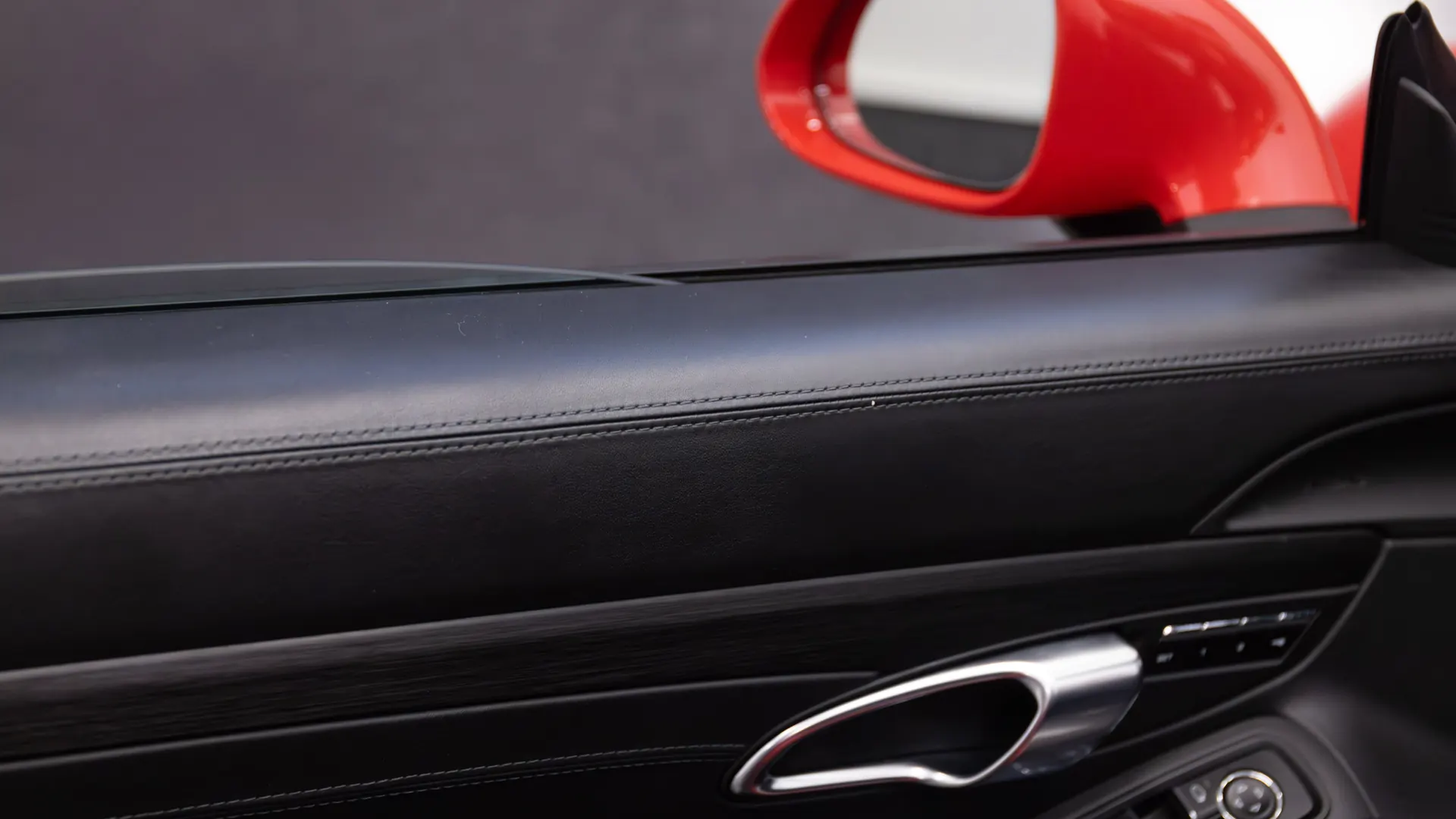 Porsche 911 — photo 16